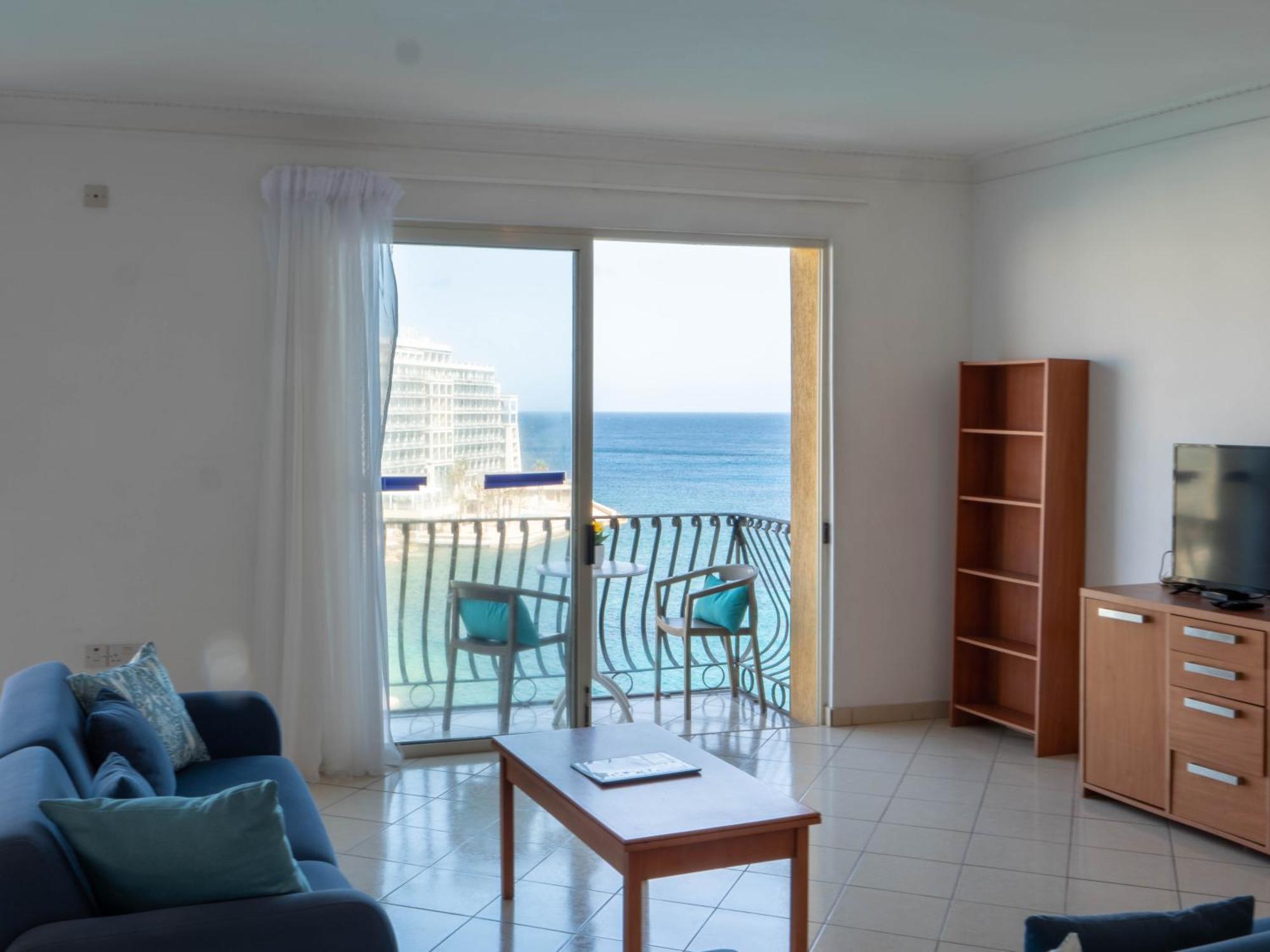 Morina Court - Seaview Apartments And Penthouse In St Julians By Shortletsmalta San Ġiljan Exterior foto